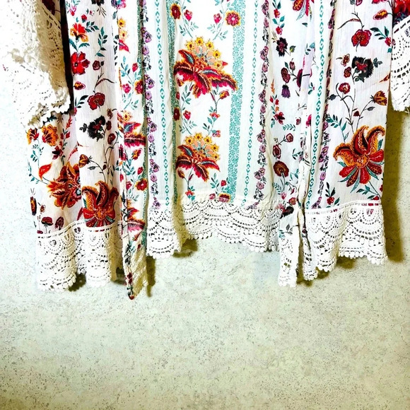 MASON & BELLE 1X PLUS WOMENS FLOWERY EMBROIDERY WHIMSICAL COASTAL BEACH CARDIGAN - Picture 4 of 6